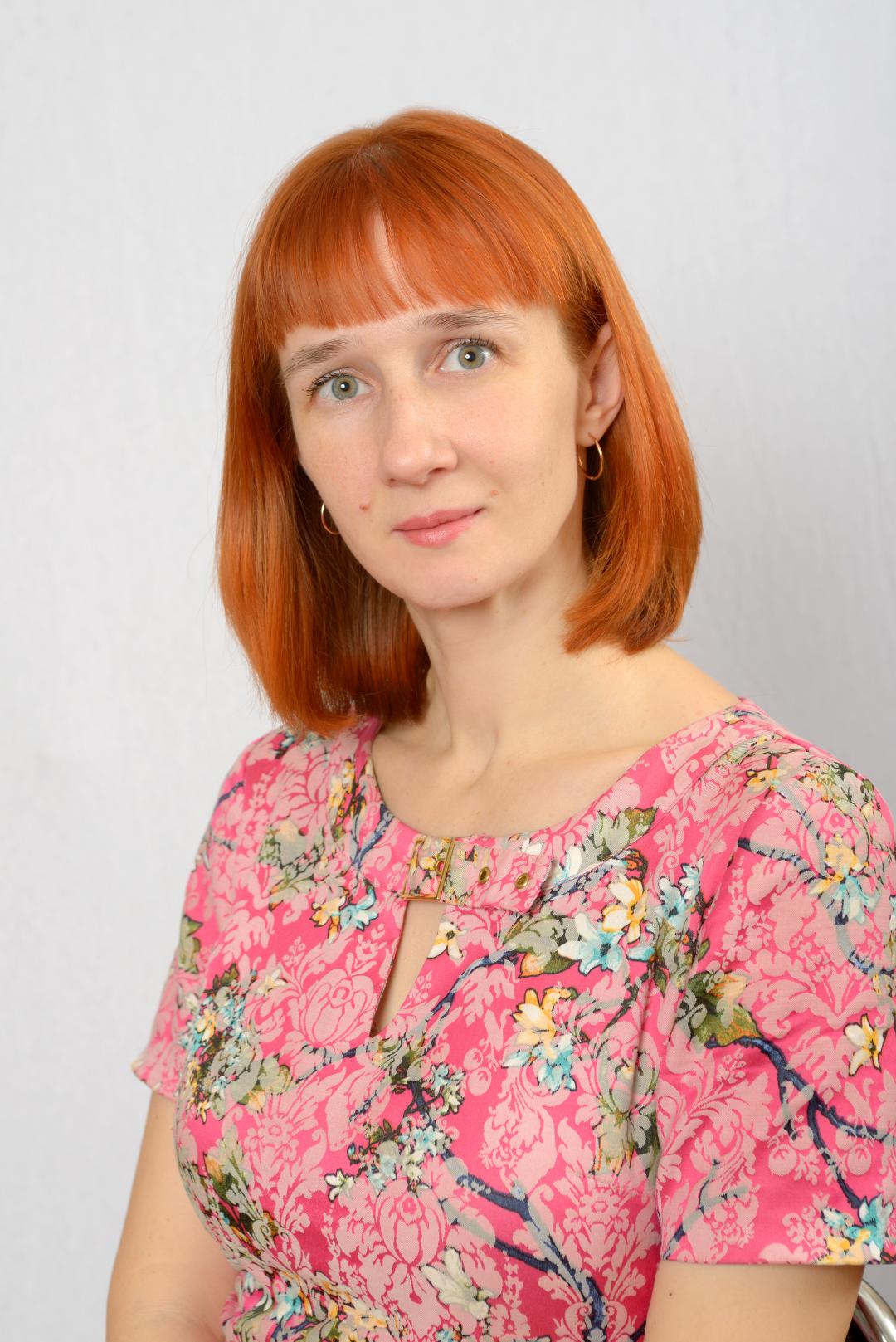 Заместитель заведующего Коркунова Евгения Сергеевна.